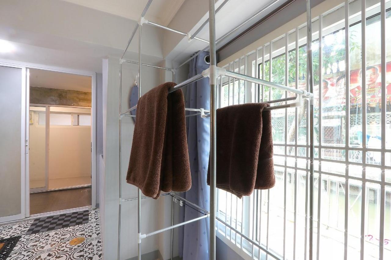 בנגקוק Baankhon Private Room In Thai House Check In By Yourself Code Inbox Adult Only מראה חיצוני תמונה